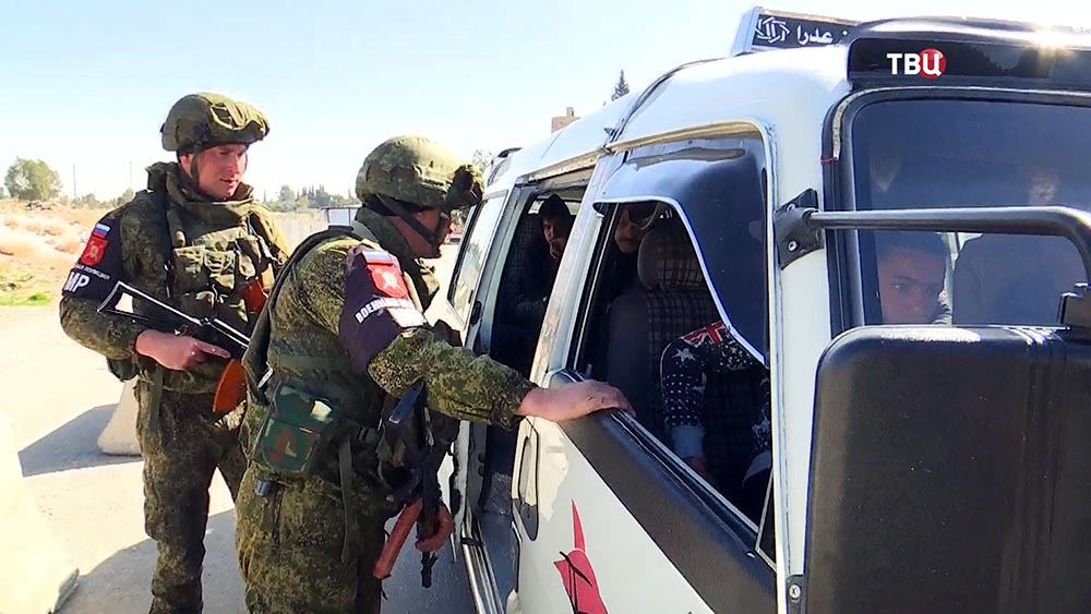 Военная полиция МР России в Сирии на КПП