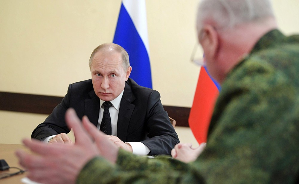 Владимир Путин на совещании о ликвидации последствий пожара в Кемерове