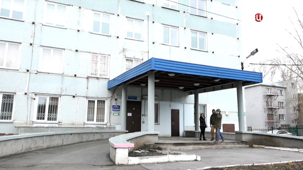 Больница Новосибирска, где медсестру подозревают в избиении новорожденного