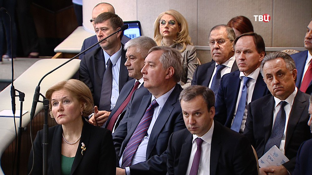 Члены Правительства на заседании в Госдуме РФ