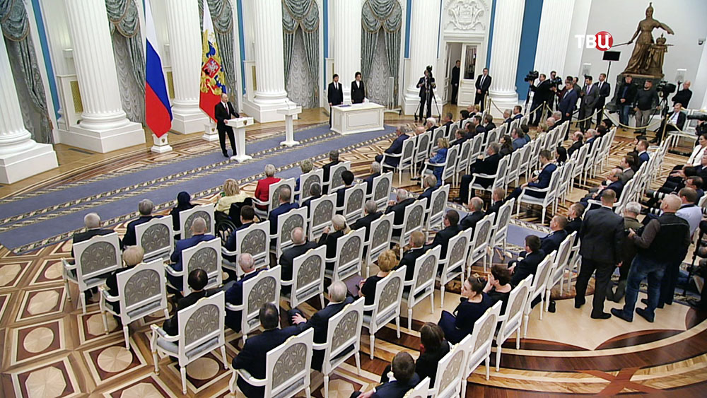 Владимир Путин на церемонии вручения наград в Кремле