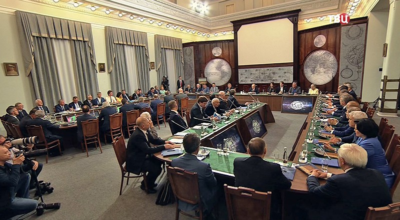 Заседание в штаб-квартире Русского географического общества