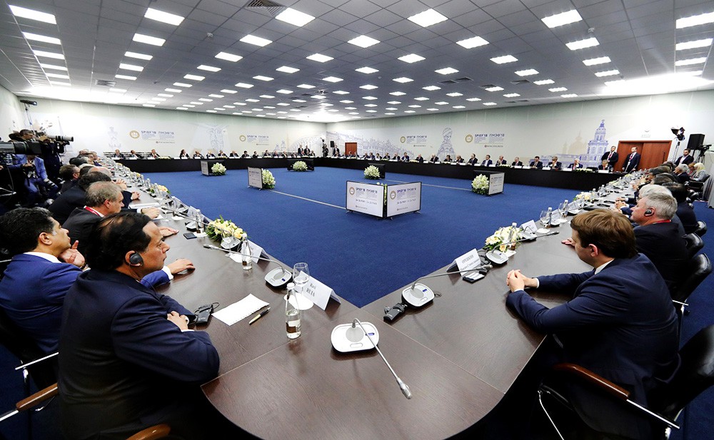 Встреча Владимира Путина с руководителями иностранных компаний