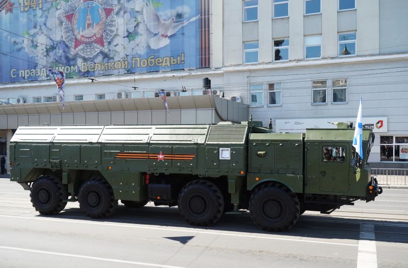 "Искандер-М" на параде Победы в Калининграде