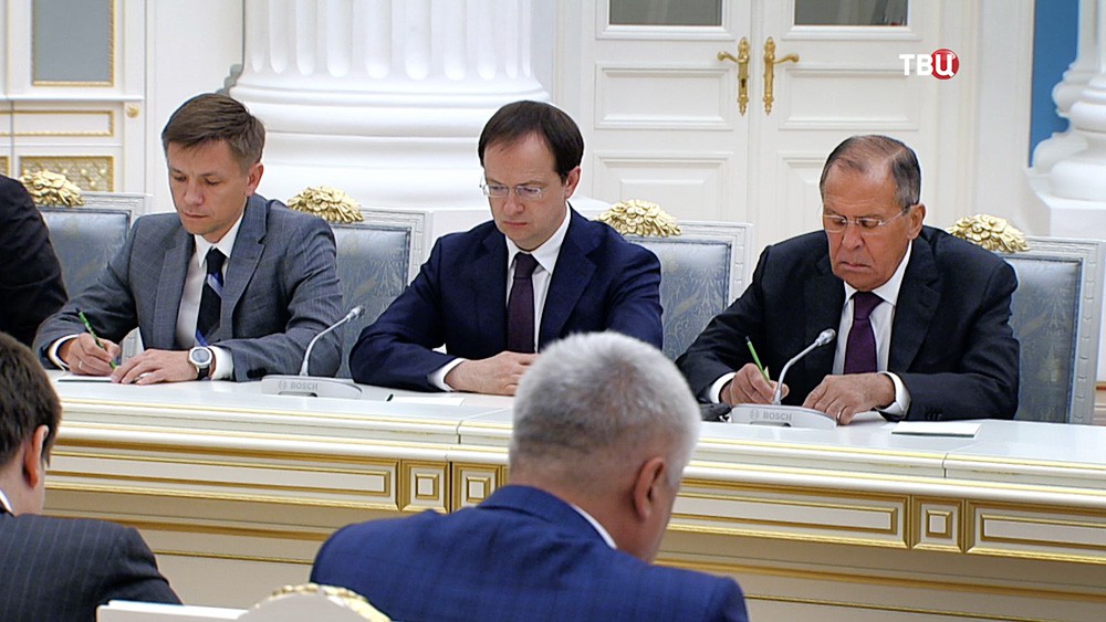 Члены правительства на совещании в Кремле