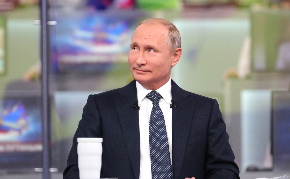 Начался прием обращений россиян на «Прямую линию» президента