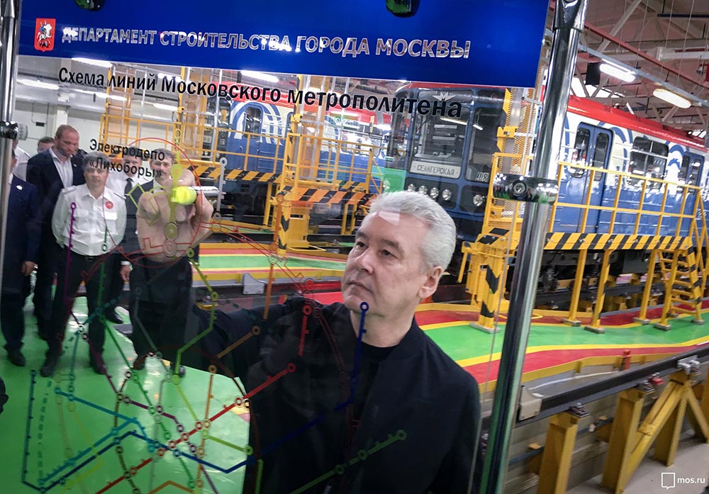 Сергей Собянин во время открытия электродепо "Лихоборы"