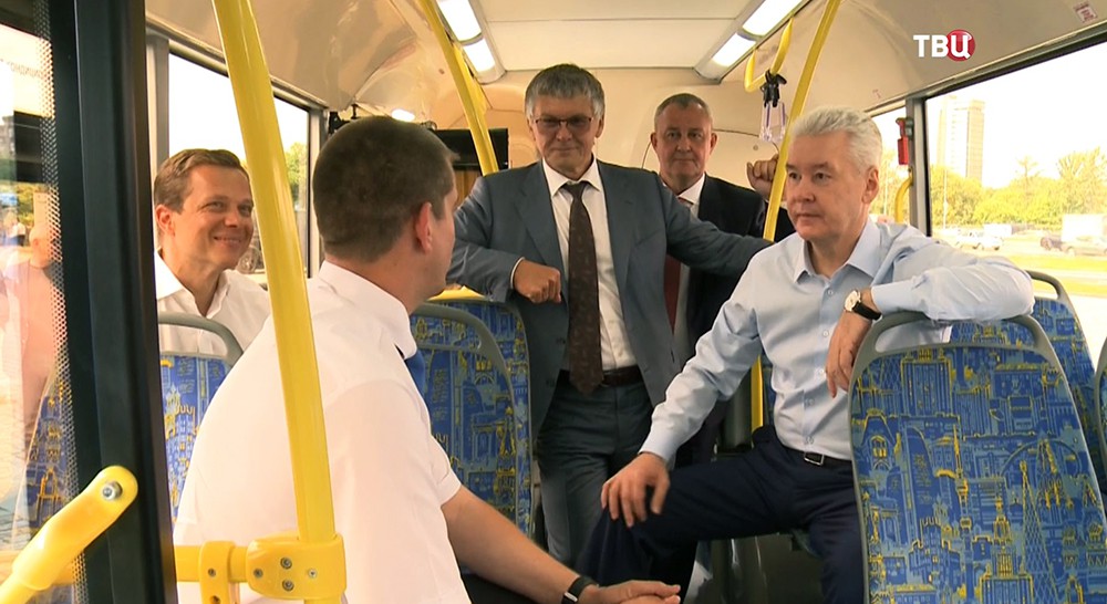 Сергей Собянин в автобусе