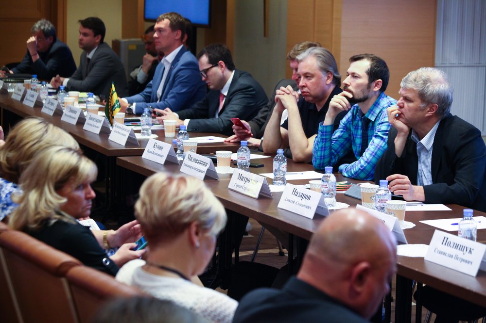 Встреча муниципальных депутатов с кандидатами на должность мэра Москвы