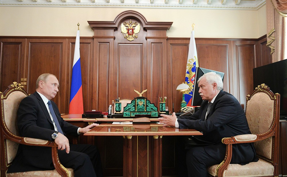 Владимир Путин и губернатор Санкт-Петербурга Георгий Полтавченко