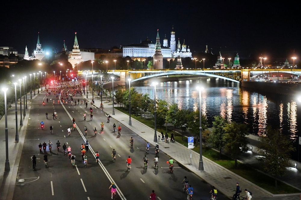 Ночной Московский велопарад