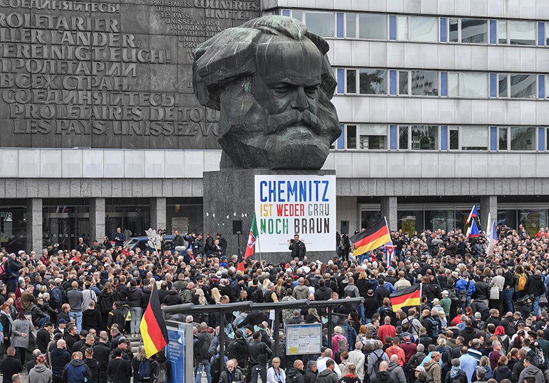 Митинг против мигрантов в Хемнице, Германия  
