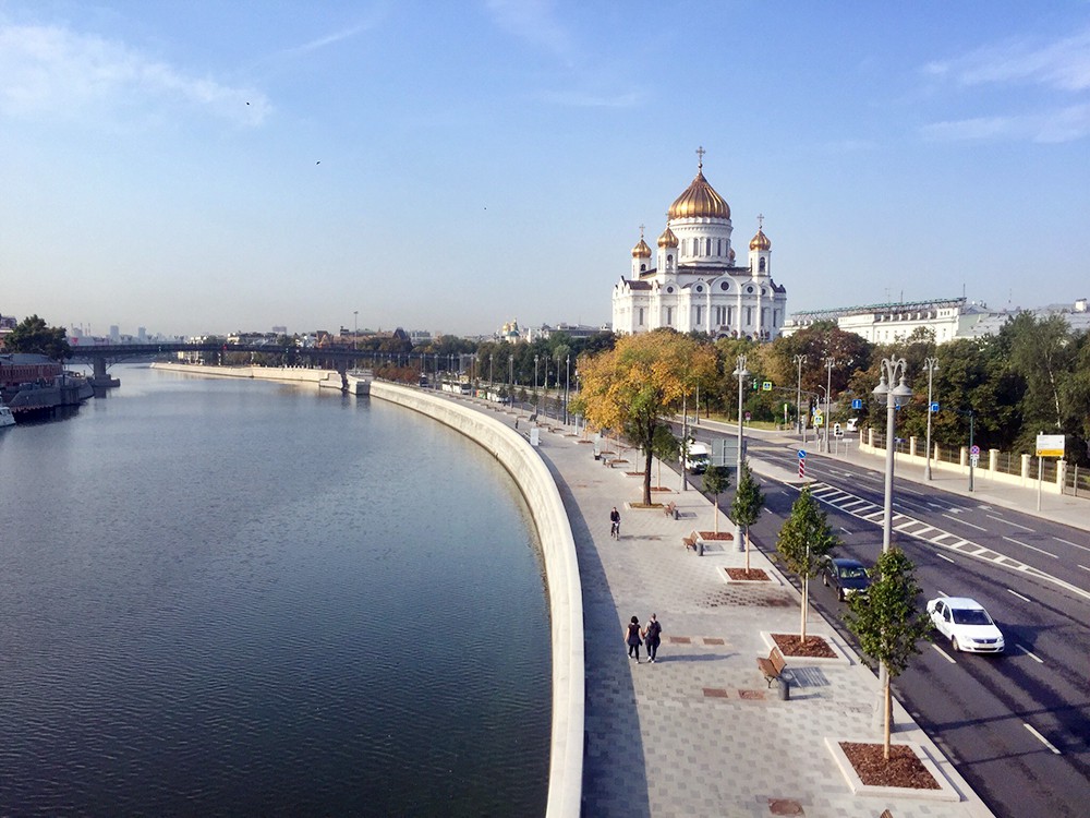 Протяженность геленджикской набережной. Набережная геленджика протяженность. Протяженность набережной в геленджике в километрах. Набережная геленджика протяженность в км. Красивые набережные москвы.