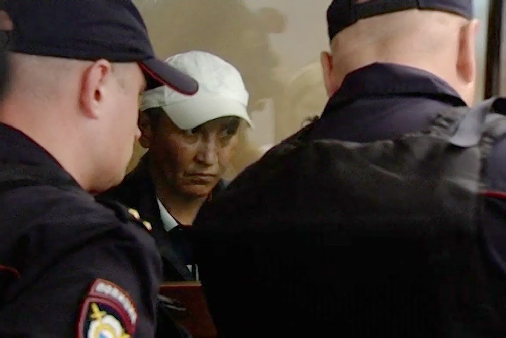 Обвиняемый в убийстве полицейского на станции метро "Курская" в Москве Нурлан Муратов