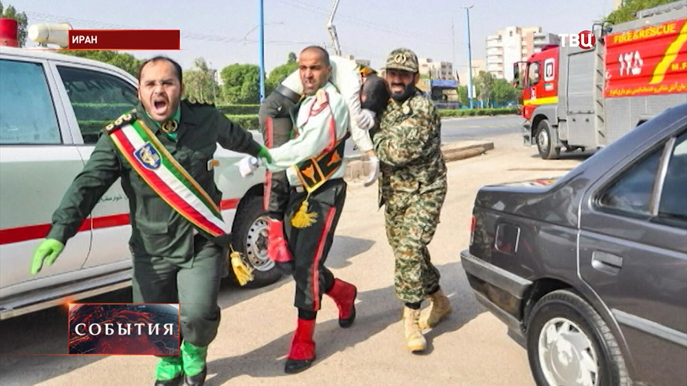 Теракт на военном параде в Иране 