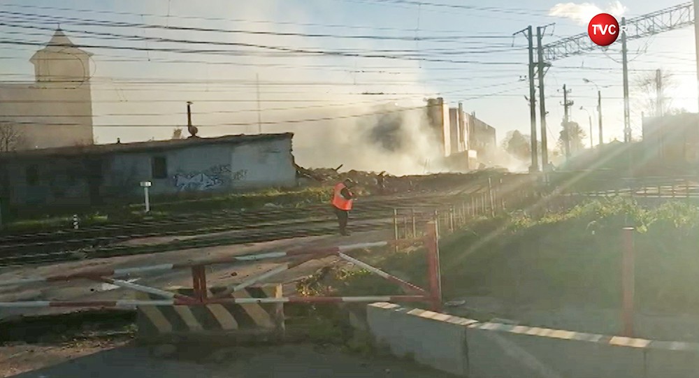 Взрыв на заводе пиротехники в Гатчине
