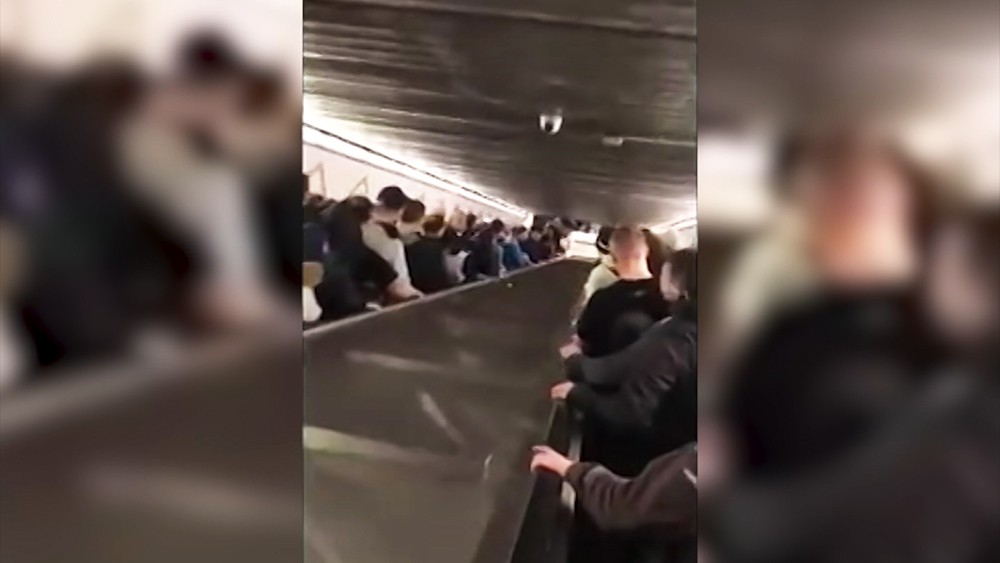 Авария на эскалаторе в римском метро  