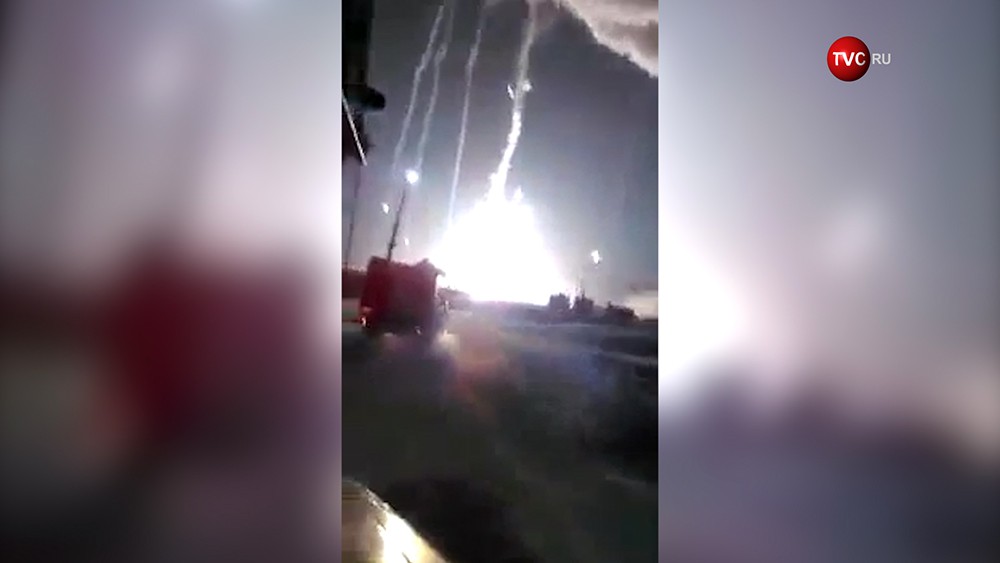 Последствия падение ракеты на военном полигоне под Астраханью