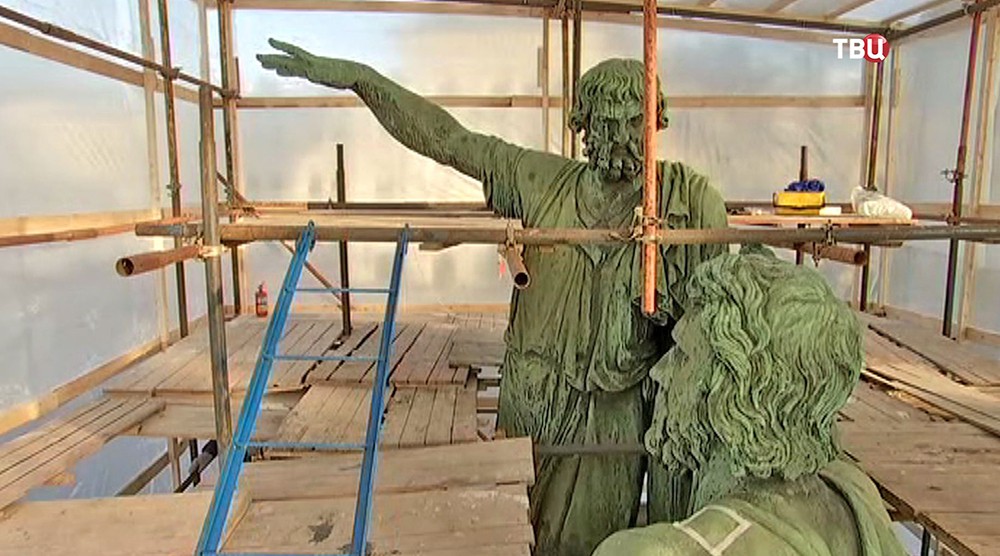 Реставрация памятника Минину и Пожарскому