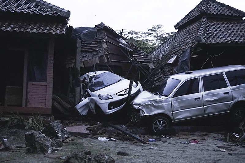Последствия землятресения в Индонезии 