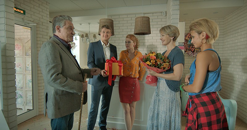 Шахматная королева сериал актеры и роли фото