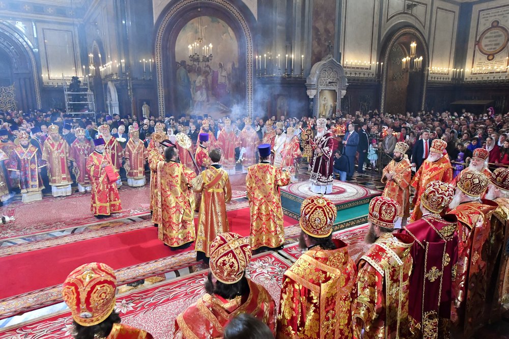 Пасхальная вечерня сколько длится