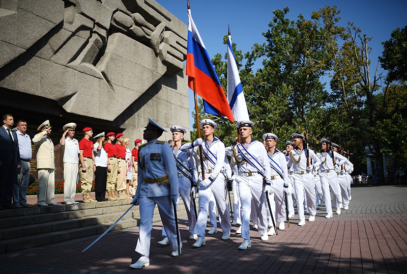 Празднование дня россии в россии фото