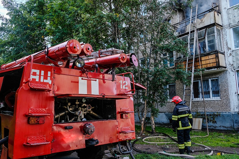 Тушение пожара в квартире 