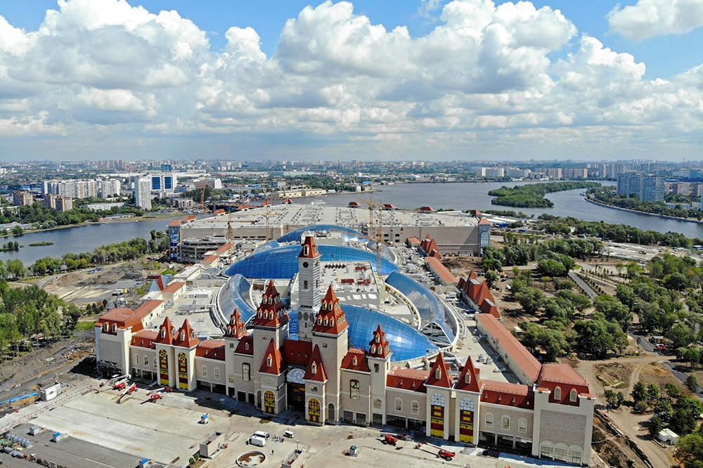 В парк "Остров мечты"