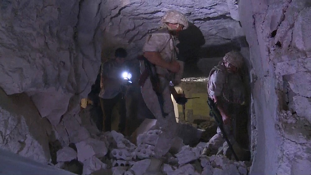 Пещера террористов в Сирии
