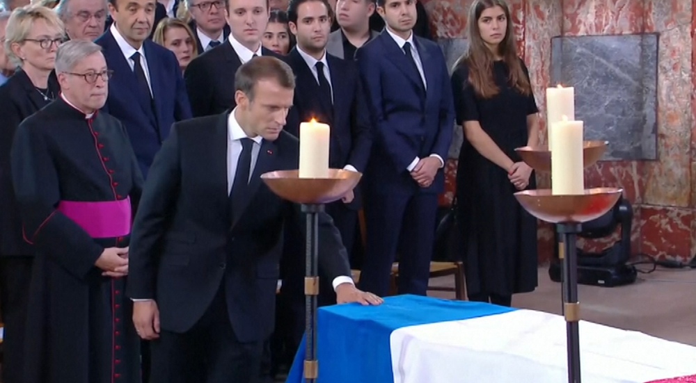 Эммануэль Макрон на церемонии прощания с Жаком Шираком