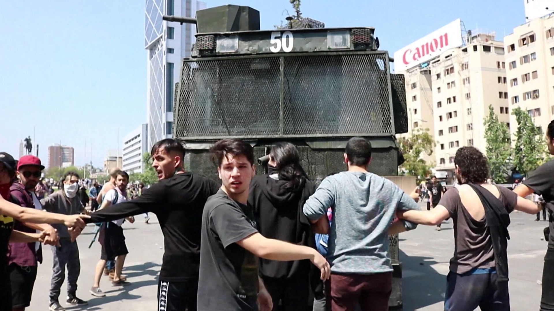 Уличные беспорядки в Чили