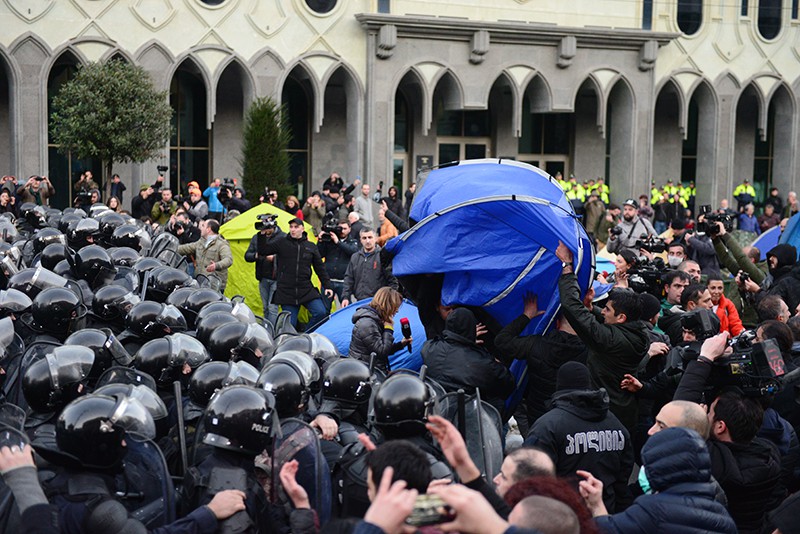 Участники акции протеста в Тбилиси