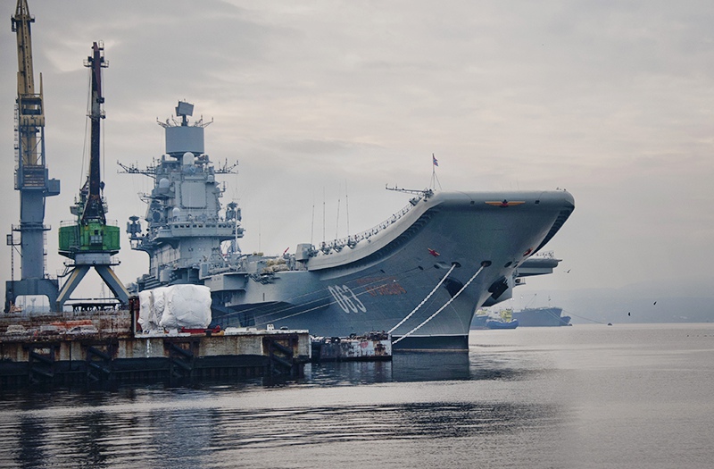 Тяжёлый авианесущий крейсер "Адмирал Кузнецов"