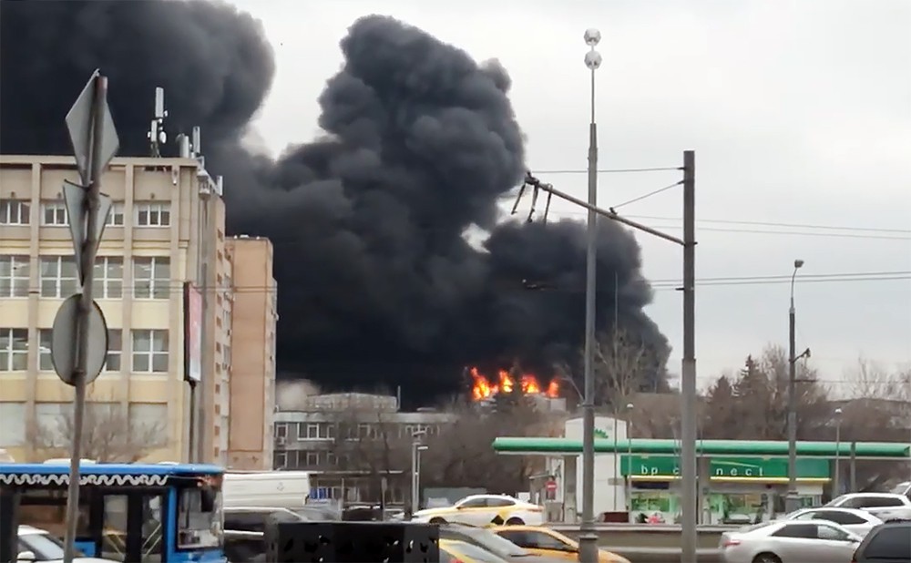 Что горит на юге москвы сегодня