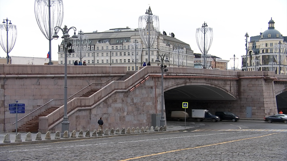 Большой Москворецкий мост в Москве