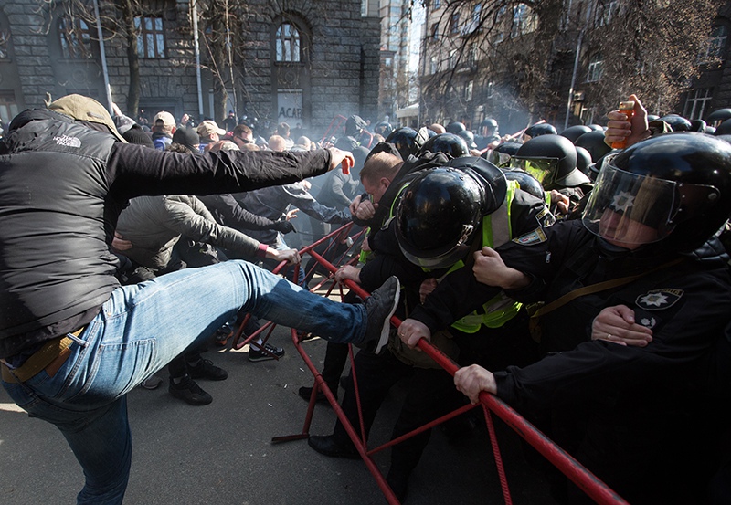 Столкновения в Киеве 