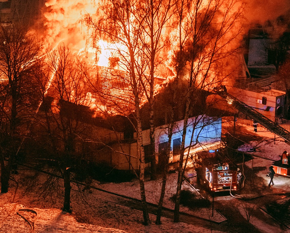 На Красной площади загорелось кафе 