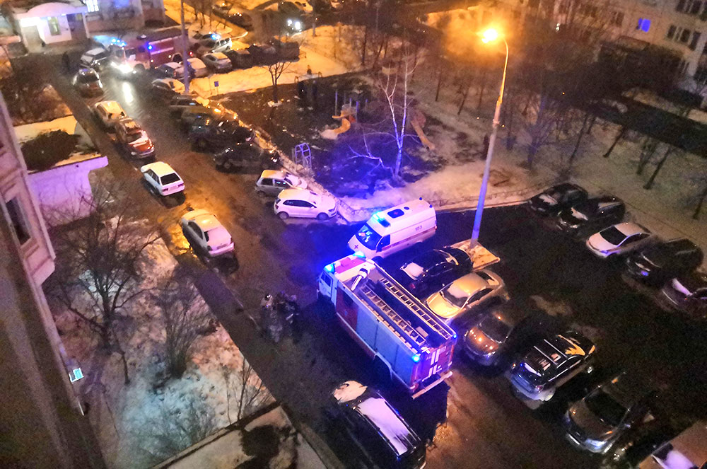 Два человека погибли и два пострадали при пожаре в жилом доме на юго-западе Москвы