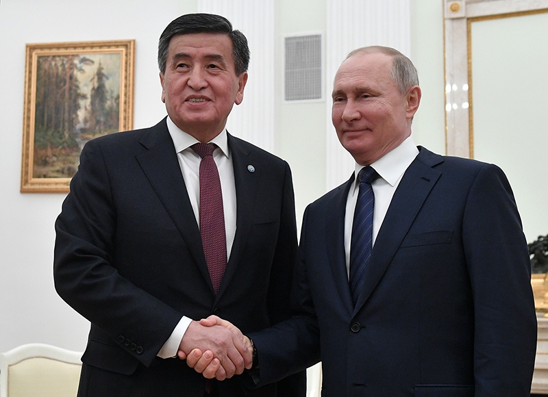 Владимир Путин и президент Киргизии Сооронбай Жээнбеков