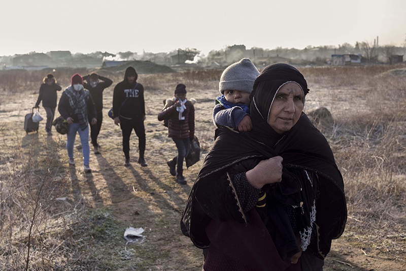 Сирийские беженцы на границе Турции и Греции