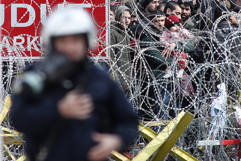 Мигранты у границ Греции