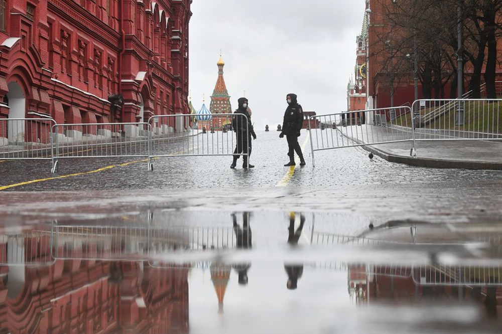 Полиция перекрыла проход по Красной площади