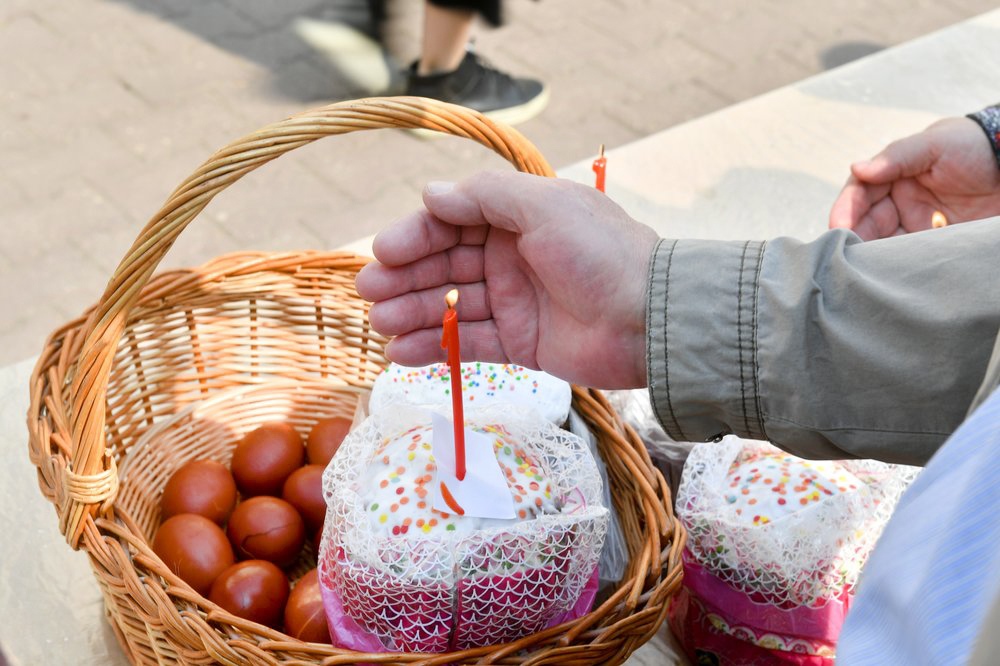 Освящение куличей накануне праздника Пасхи