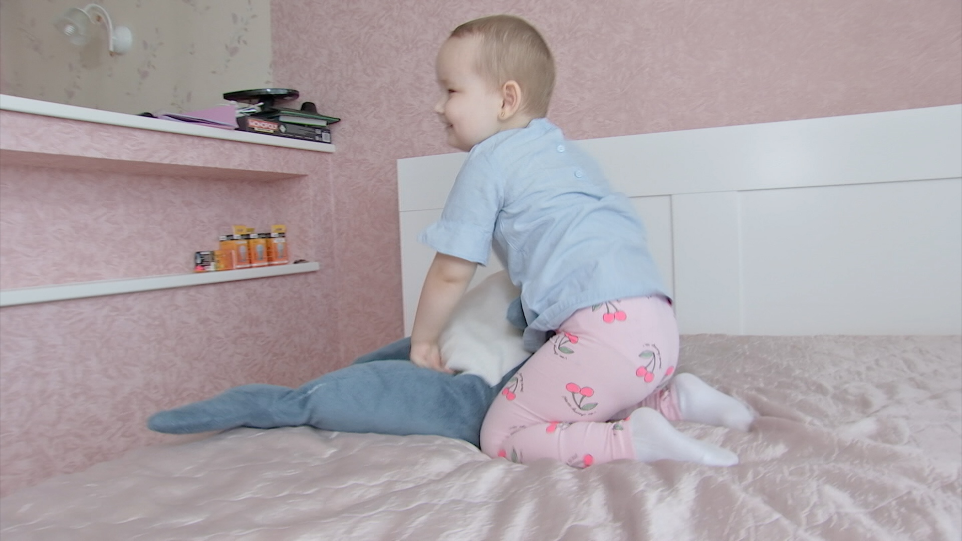 Зрители ТВЦ собирают средства на лечение 2-летней Лиды Лаптевой