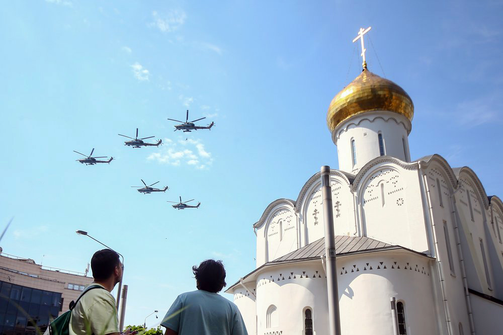 Пролет авиации над Москвой