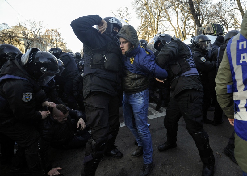 Протесты на Украине