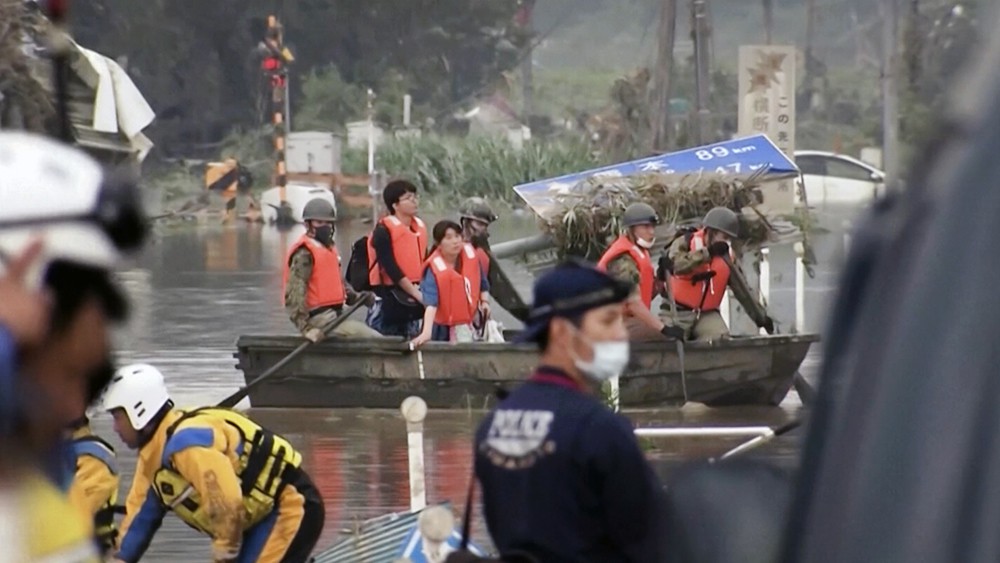 Последствия наводнения в Японии
