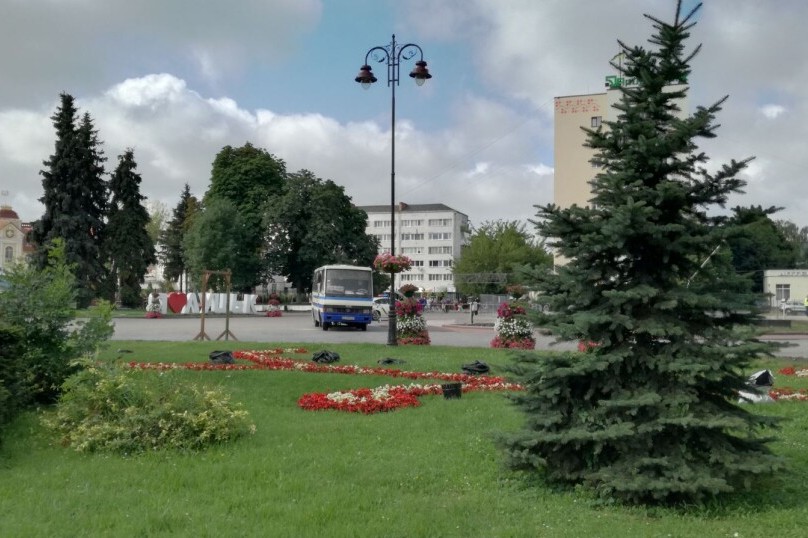В украинском Луцке неизвестный захватил автобус
