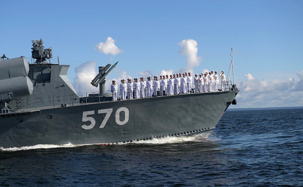 Парад ВМФ в Санкт-Петербурге